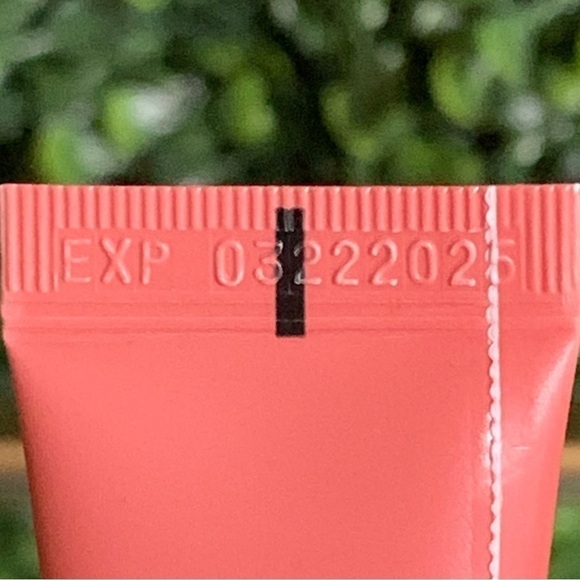 Byroe Rose Tea Eye Cream, Bitter Green Essence, Golden Carrot Mask NEW | Bundle - Picture 7 of 10